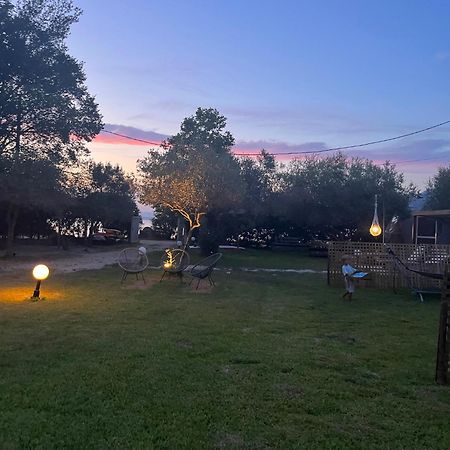ホテル Manna Gea Glamping Domes ボニッツァ エクステリア 写真