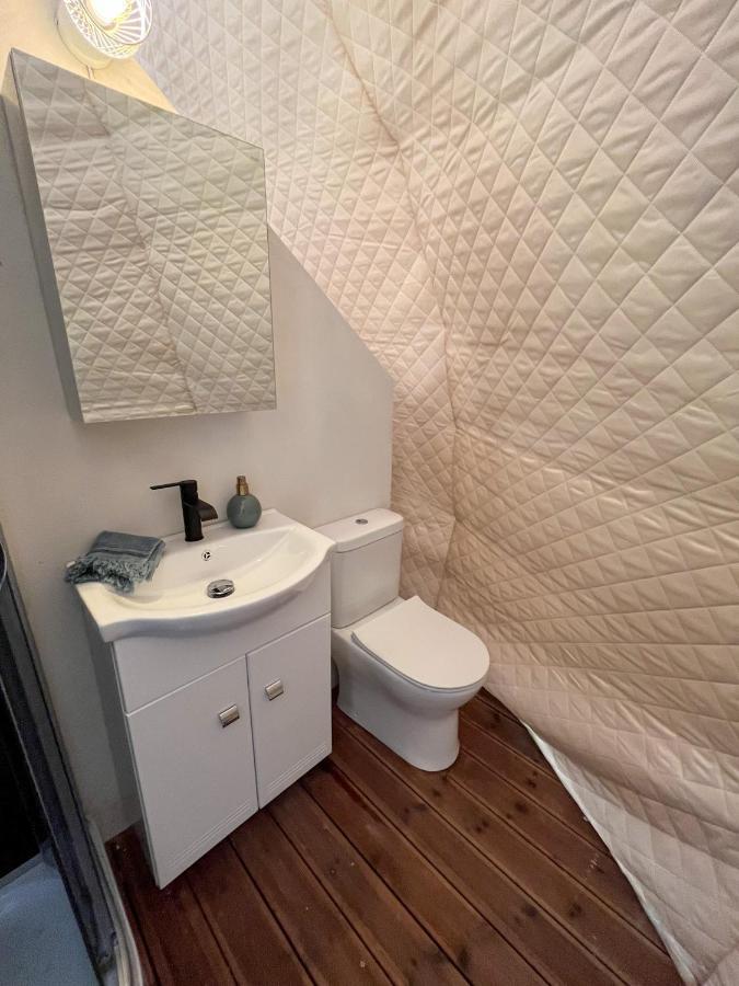 ホテル Manna Gea Glamping Domes ボニッツァ エクステリア 写真